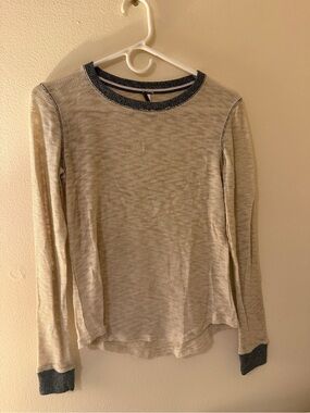 Pearl Cream Knit Thermal Top with Dark Heather Trim